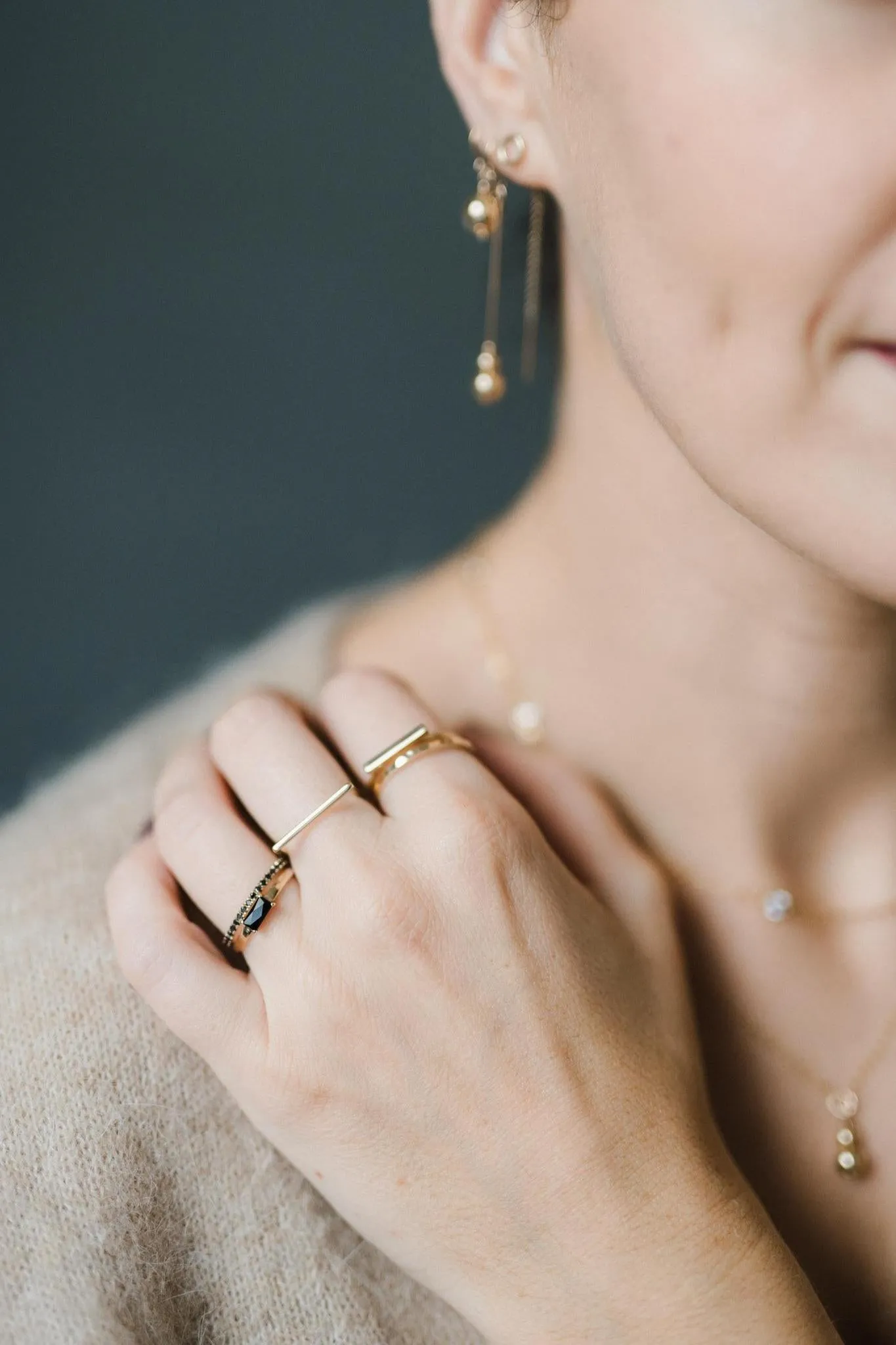 9kt Gold Baguette Cut Black Spinel Ring