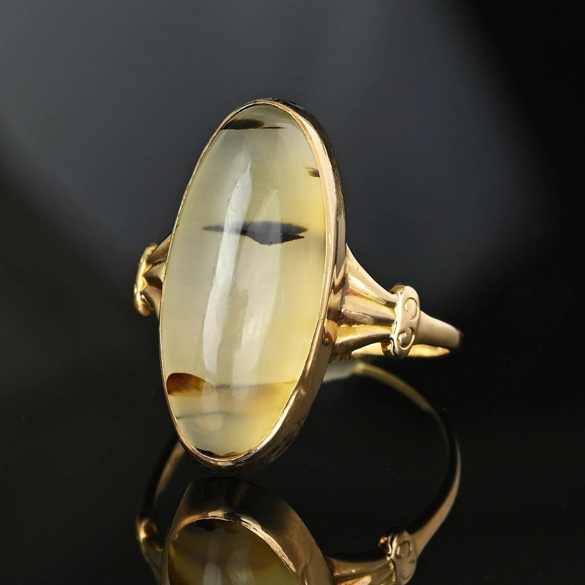 Antique Cabochon Dendritic Picture Agate Ring in Gold