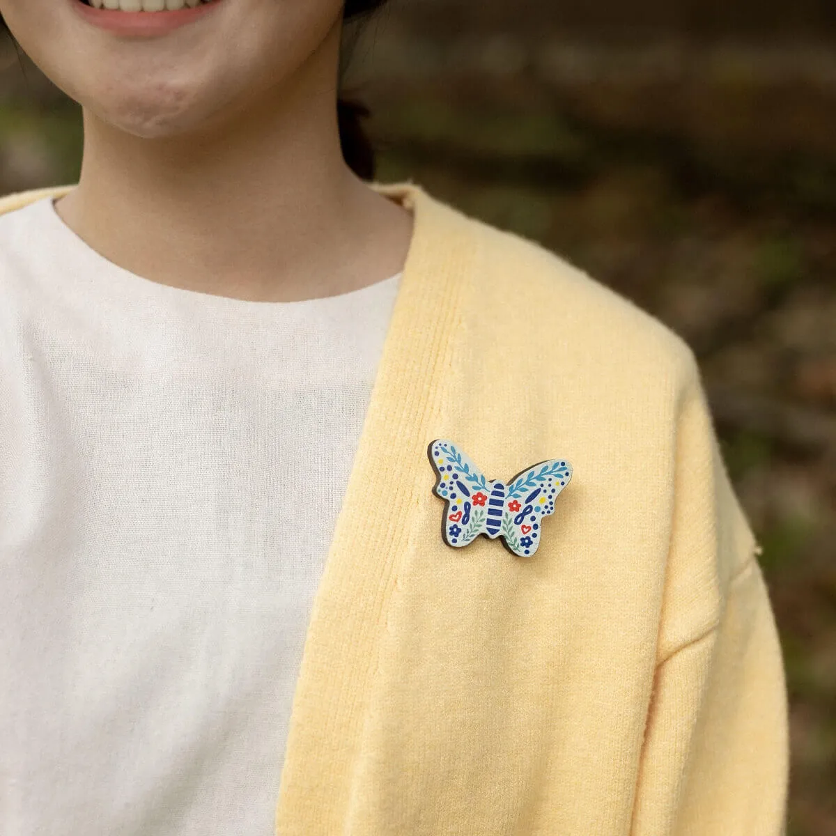 Butterfly Porcelana Brooch