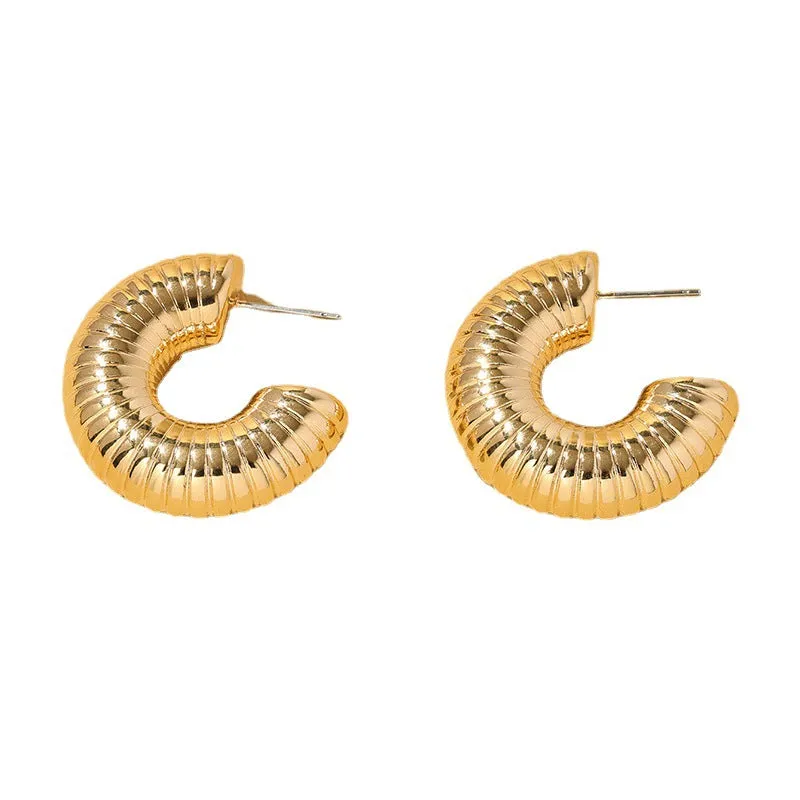 Chic Vienna Verve Metal Earrings with C-Shaped Texture