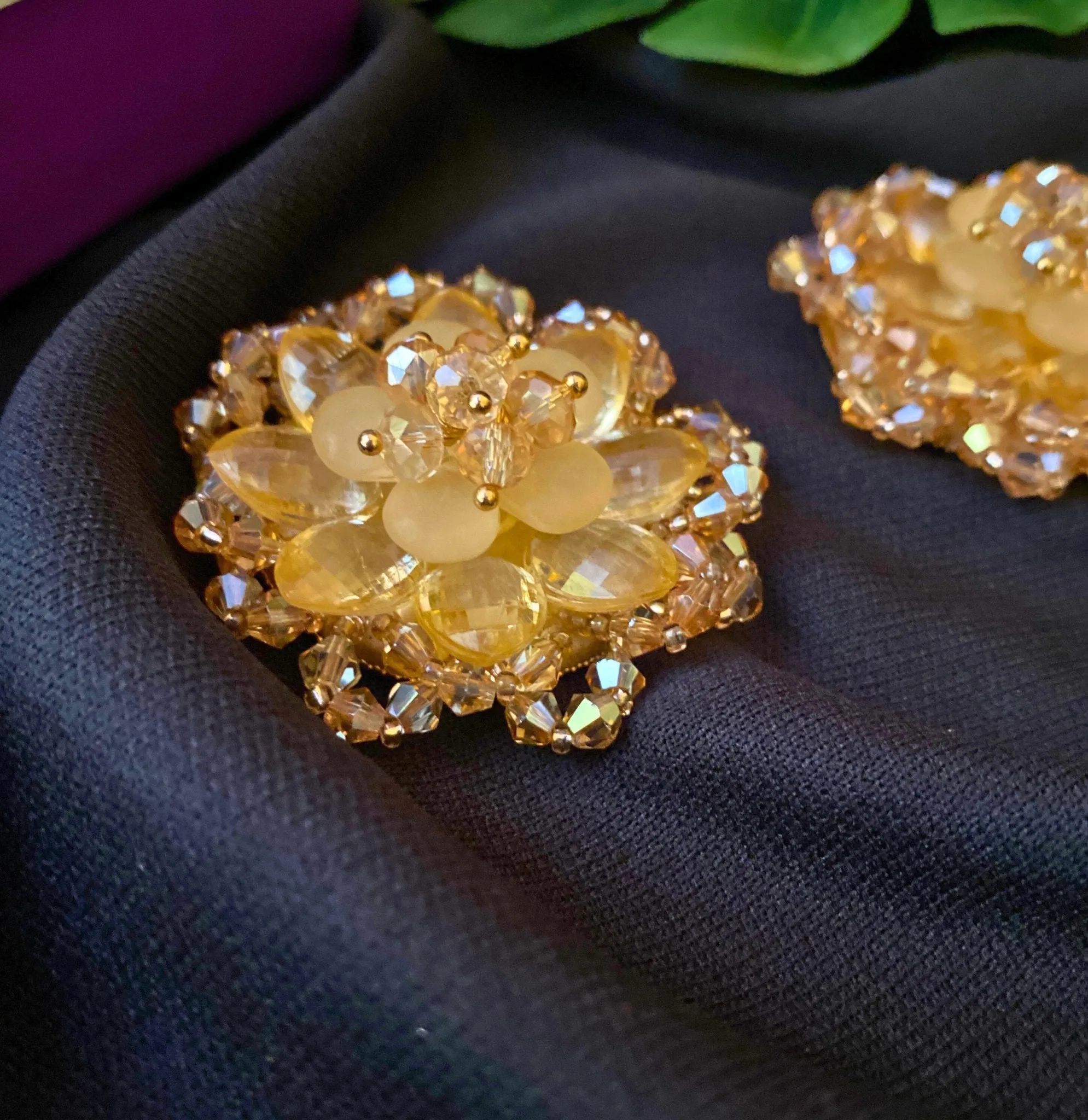 Cute golden flower earrings