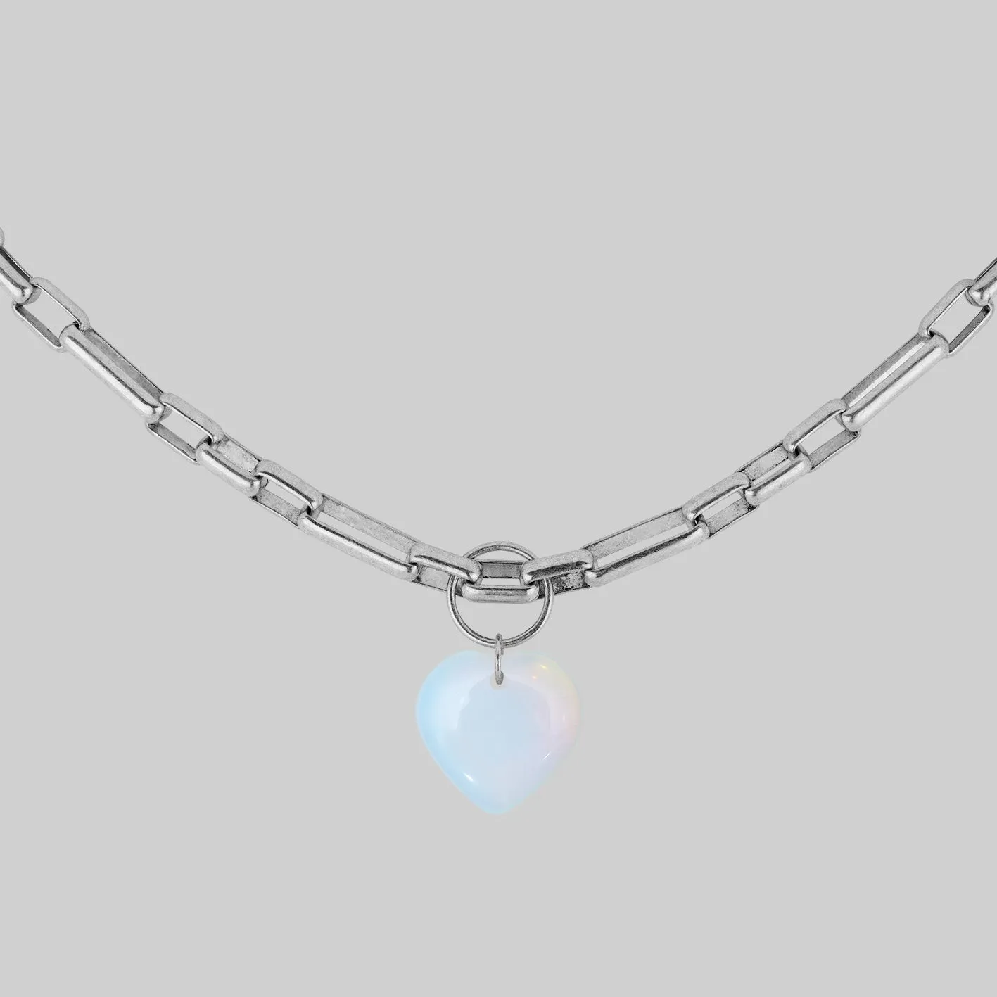 GLOBULAR. Chunky Link Chain Opalite Heart Collar - Silver