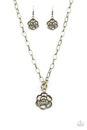 Paparazzi Necklace ~ Beautifully In Bloom - Brass