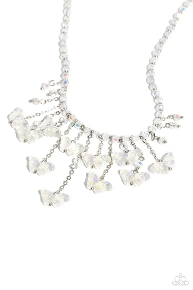 Paparazzi Necklace ~ Majestic Metamorphosis - White