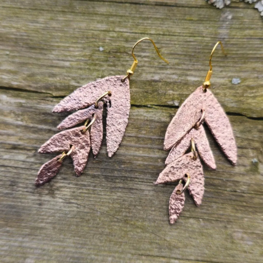 Pure Copper Leaf Earrings – Handmade Nature-Inspired Artistic Jewelry