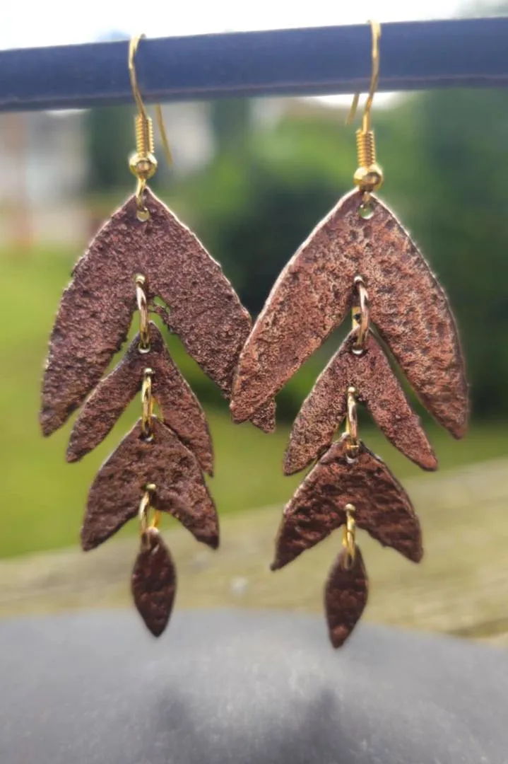 Pure Copper Leaf Earrings – Handmade Nature-Inspired Artistic Jewelry